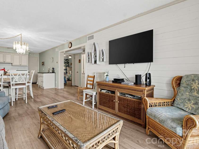 6000 Ocean Boulevard, North Myrtle Beach, SC 29582.  MLS# CAR4432291, YatesRealty ID 56074. 