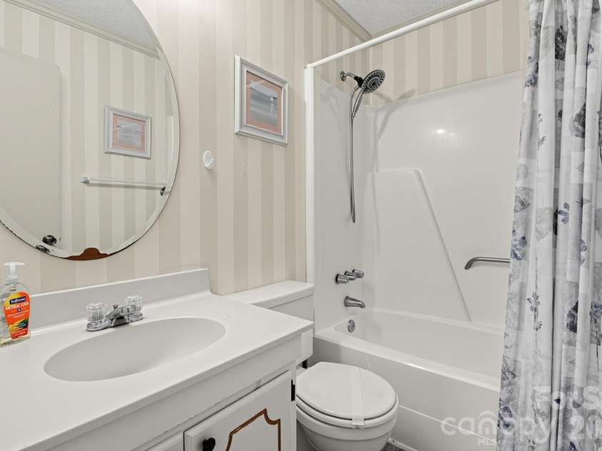 6000 Ocean Boulevard, North Myrtle Beach, SC 29582.  MLS# CAR4432291, YatesRealty ID 56074. 