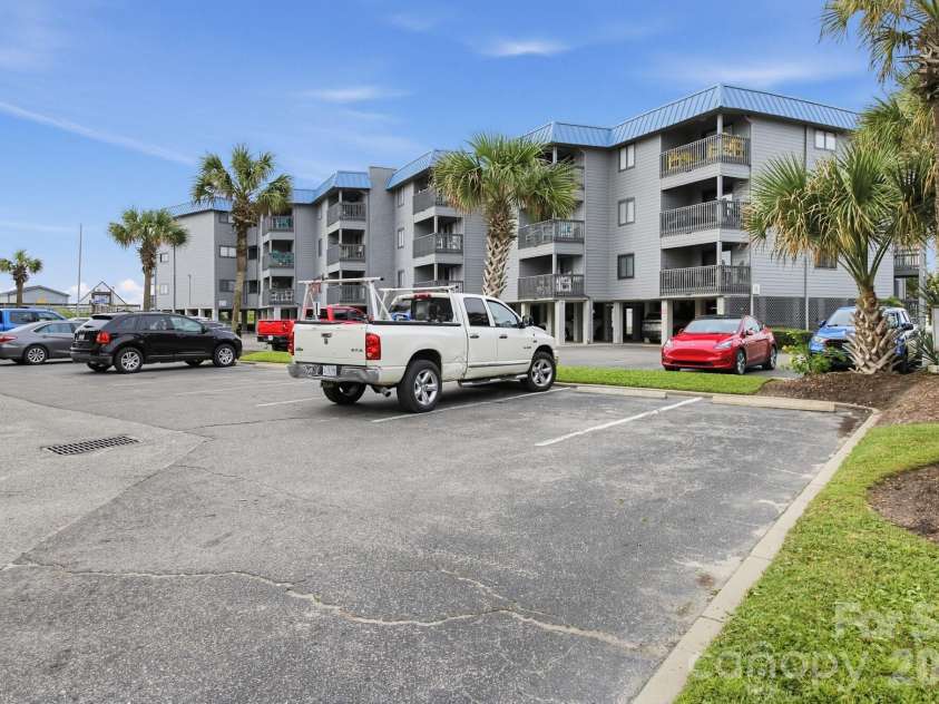 6000 Ocean Boulevard, North Myrtle Beach, SC 29582.  MLS# CAR4432291, YatesRealty ID 56074. 