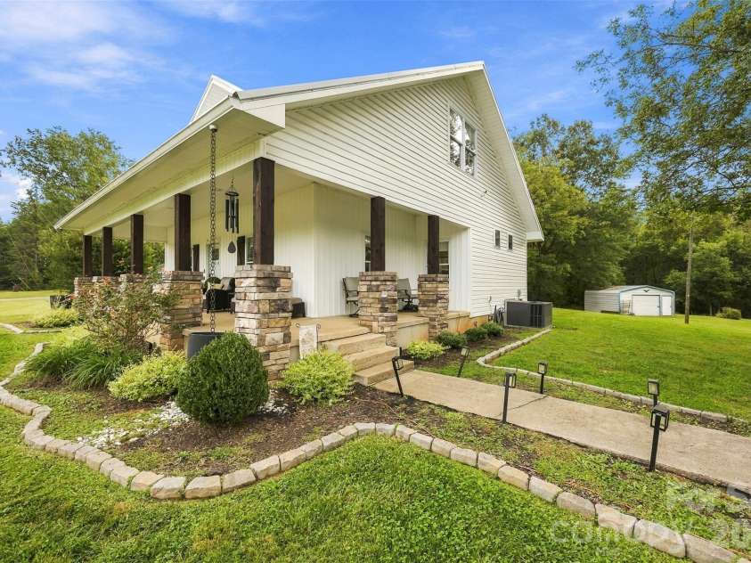 2832 Beaty Road, Gastonia, NC 28056.  MLS# CAR4433204, YatesRealty ID 56076. 