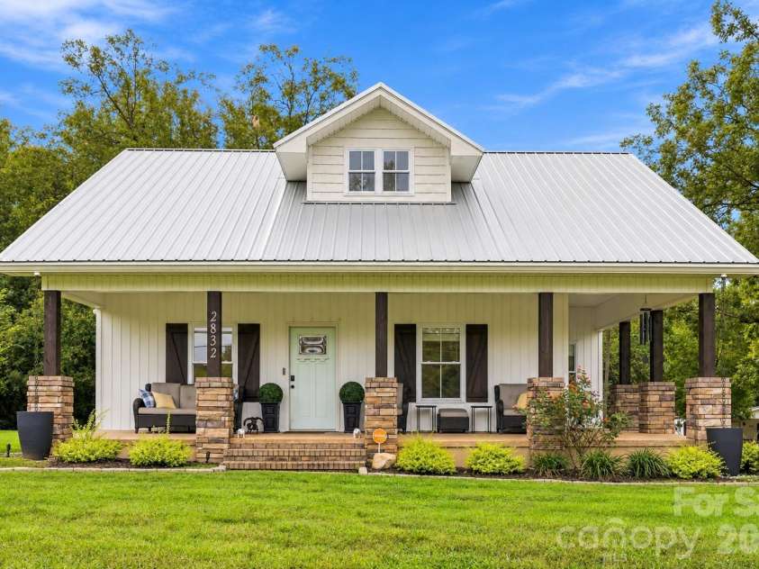 2832 Beaty Road, Gastonia, NC 28056.  MLS# CAR4433204, YatesRealty ID 56076. 