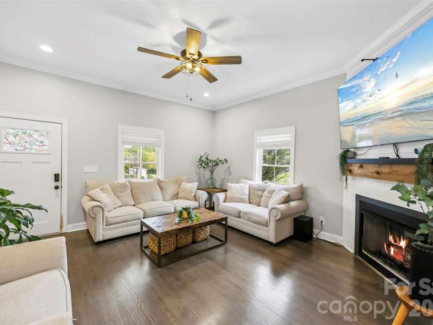 2832 Beaty Road, Gastonia, NC 28056.  MLS# CAR4433204, YatesRealty ID 56076. 