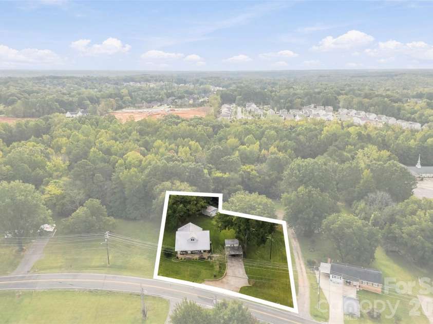 2832 Beaty Road, Gastonia, NC 28056.  MLS# CAR4433204, YatesRealty ID 56076. 