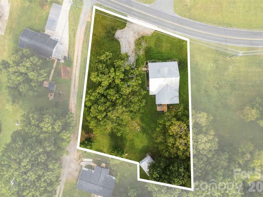 2832 Beaty Road, Gastonia, NC 28056.  MLS# CAR4433204, YatesRealty ID 56076. 