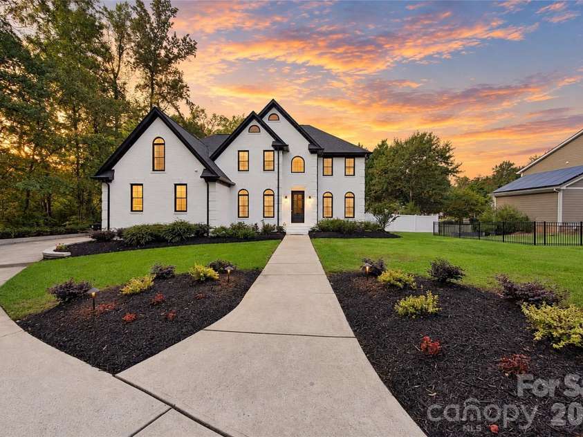 18441 Davidson Concord Road, Davidson, NC 28036.  MLS# CAR4431261, YatesRealty ID 56078. 