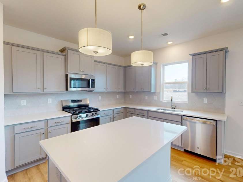 920 Barker Street, Monroe, NC 28112.  MLS# CAR4315513, YatesRealty ID 5608. Kitchen