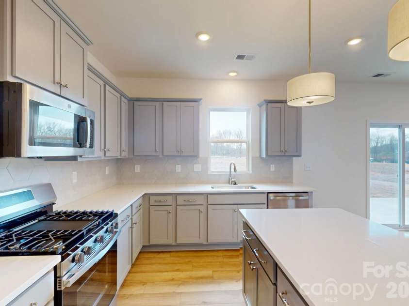 920 Barker Street, Monroe, NC 28112.  MLS# CAR4315513, YatesRealty ID 5608. Kitchen