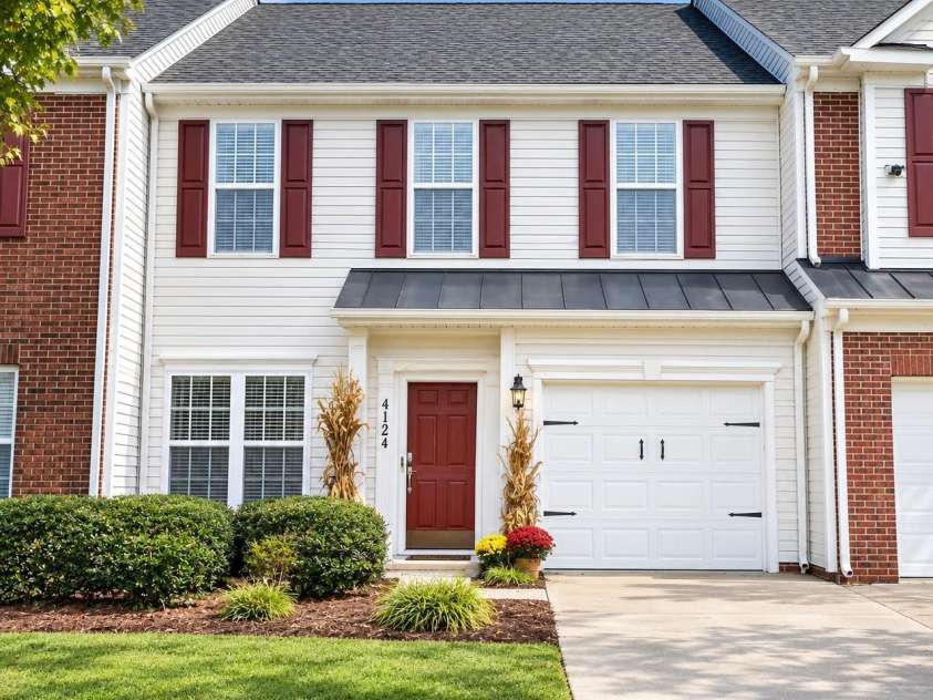 4124 Carl Parmer Drive, Harrisburg, NC 28075.  MLS# CAR4433526, YatesRealty ID 56081. 