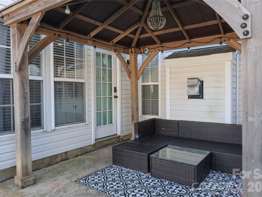 4124 Carl Parmer Drive, Harrisburg, NC 28075.  MLS# CAR4433526, YatesRealty ID 56081. 