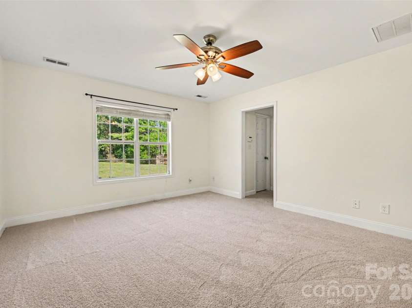 225 Brooks Farm Drive, Rockwell, NC 28138.  MLS# CAR4433513, YatesRealty ID 56083. 