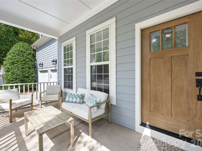 17242 Pennington Drive, Huntersville, NC 28078.  MLS# CAR4427106, YatesRealty ID 56087. Front Porch