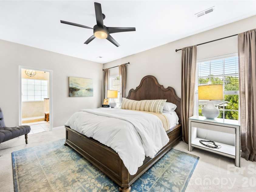 17242 Pennington Drive, Huntersville, NC 28078.  MLS# CAR4427106, YatesRealty ID 56087. Master Suite