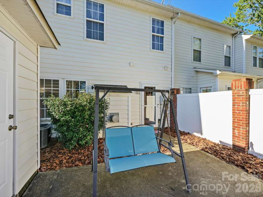 7007 Creft Circle, Indian Trail, NC 28079.  MLS# CAR4433341, YatesRealty ID 56089. 