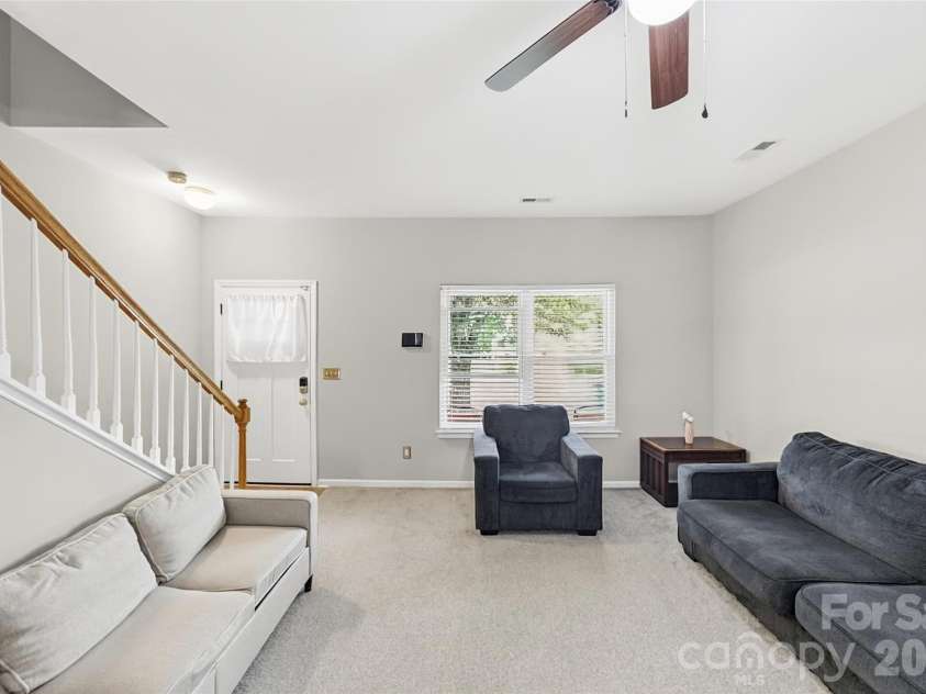 8538 Greenware Trail, Charlotte, NC 28269.  MLS# CAR4433510, YatesRealty ID 56093. 