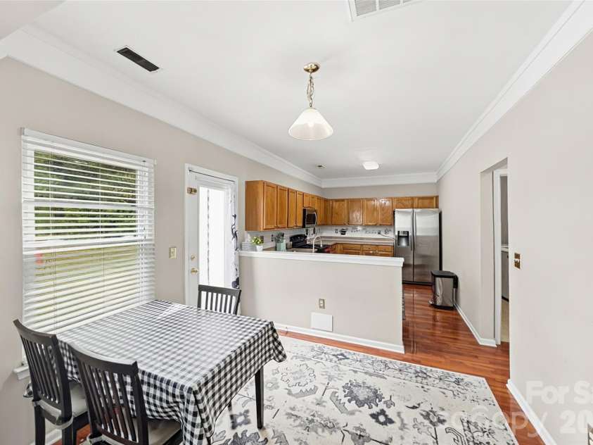 8538 Greenware Trail, Charlotte, NC 28269.  MLS# CAR4433510, YatesRealty ID 56093. 