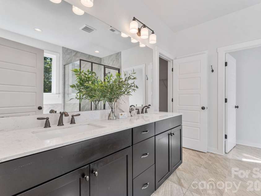 736 Yellow Jessamine Drive, Clover, SC 29710.  MLS# CAR4431089, YatesRealty ID 56095. Primary bathroom