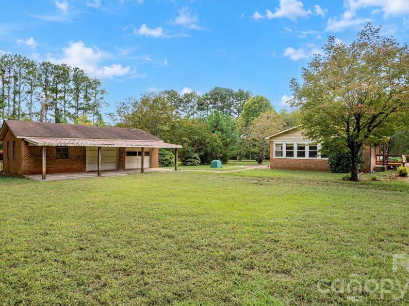 6007 Mooresville Road, Salisbury, NC 28147.  MLS# CAR4433211, YatesRealty ID 56096. 