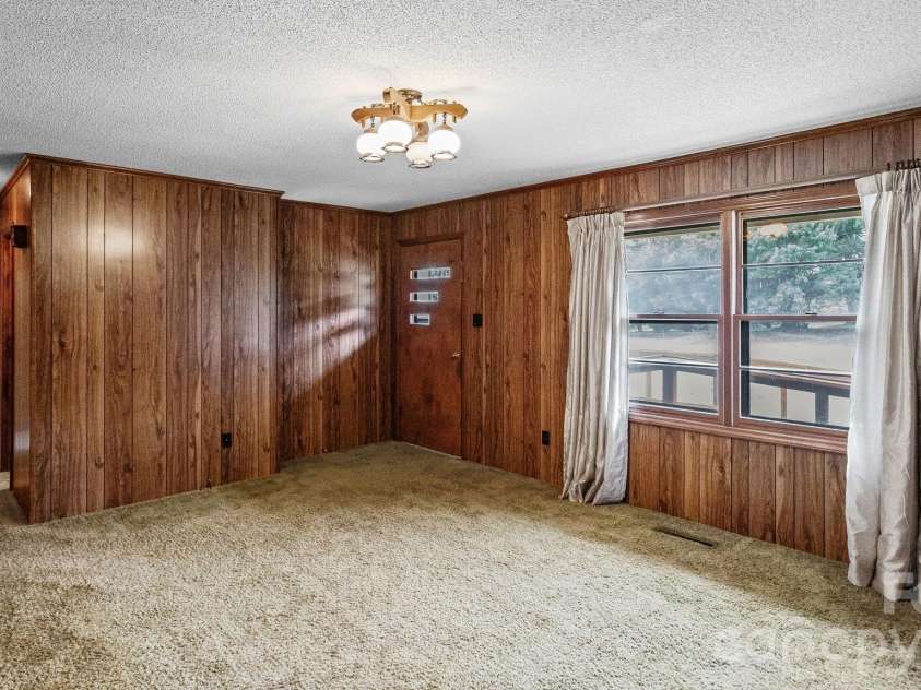 6007 Mooresville Road, Salisbury, NC 28147.  MLS# CAR4433211, YatesRealty ID 56096. 