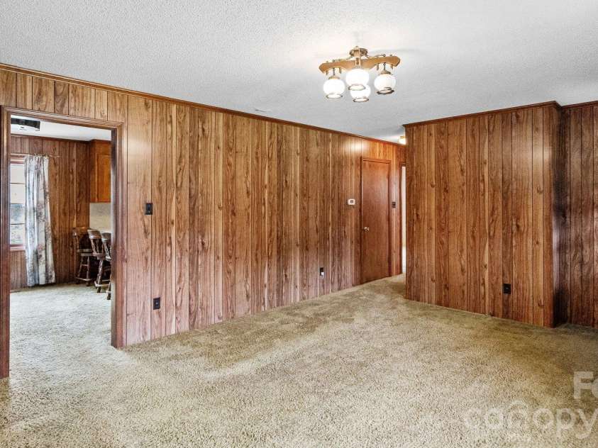 6007 Mooresville Road, Salisbury, NC 28147.  MLS# CAR4433211, YatesRealty ID 56096. 