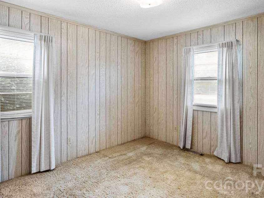 6007 Mooresville Road, Salisbury, NC 28147.  MLS# CAR4433211, YatesRealty ID 56096. 