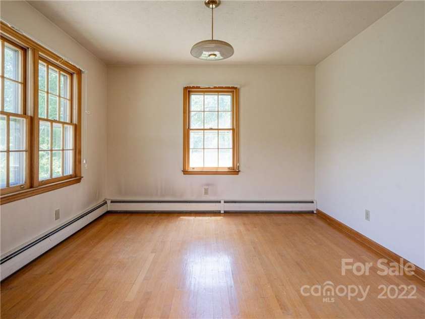 99999 Merrills Cove Road, Asheville, NC 28803.  MLS# CAR3918824, YatesRealty ID 561. 