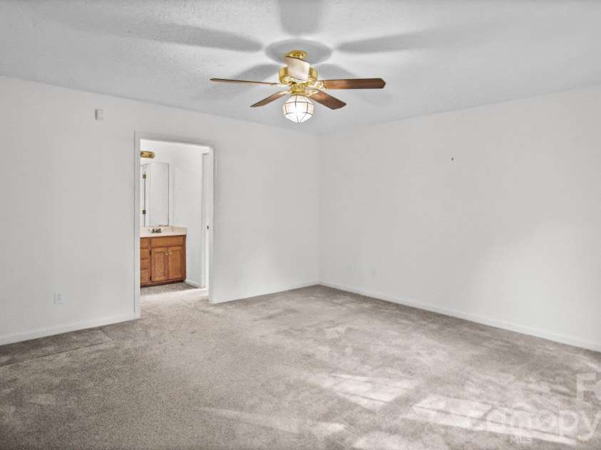 6009 Mooresville Road, Salisbury, NC 28147.  MLS# CAR4433216, YatesRealty ID 56100. 