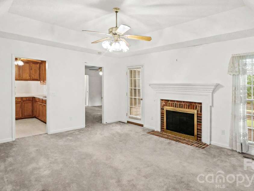 6009 Mooresville Road, Salisbury, NC 28147.  MLS# CAR4433216, YatesRealty ID 56100. 