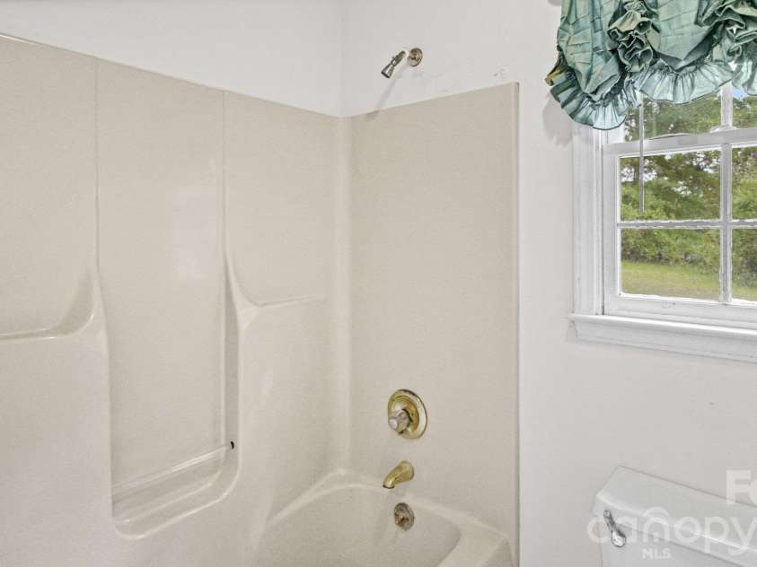 6009 Mooresville Road, Salisbury, NC 28147.  MLS# CAR4433216, YatesRealty ID 56100. 