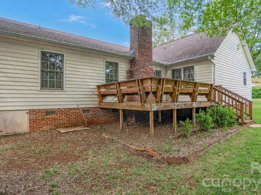 6009 Mooresville Road, Salisbury, NC 28147.  MLS# CAR4433216, YatesRealty ID 56100. 