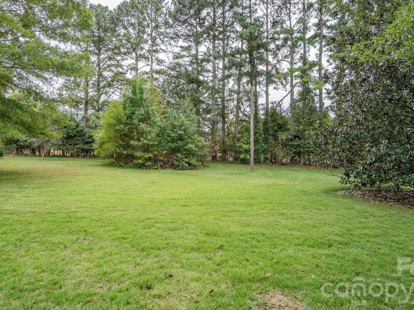 6009 Mooresville Road, Salisbury, NC 28147.  MLS# CAR4433216, YatesRealty ID 56100. 
