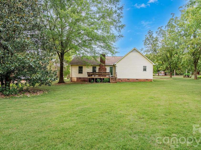6009 Mooresville Road, Salisbury, NC 28147.  MLS# CAR4433216, YatesRealty ID 56100. 