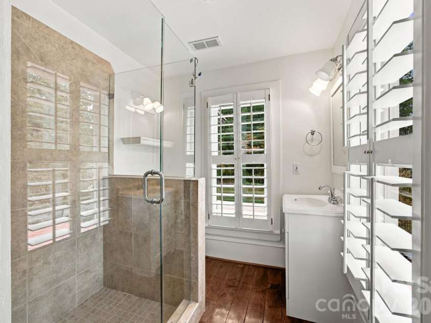 4036 Will Proctor Street, Denver, NC 28037.  MLS# CAR4429272, YatesRealty ID 56101. Upstairs Full Bath #1