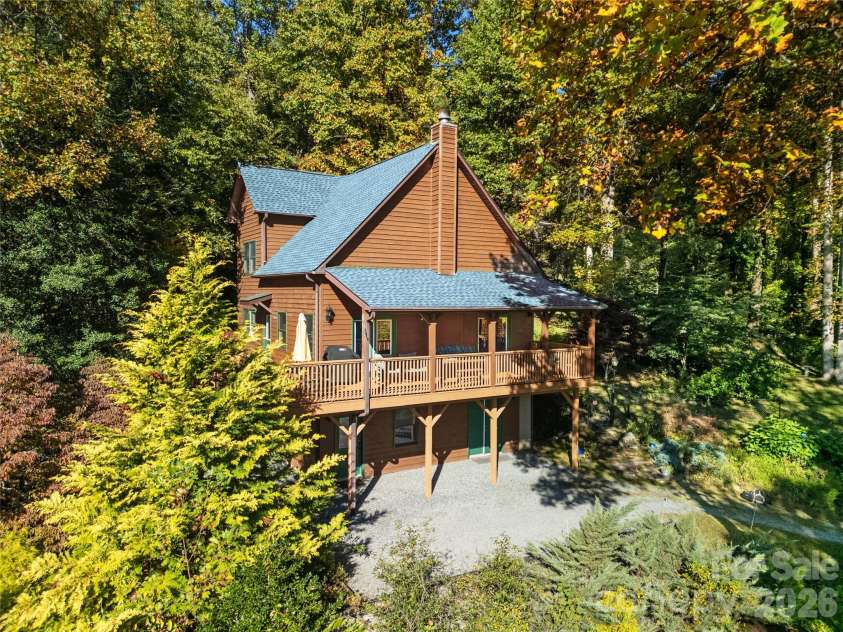 373 Lynn Crest Drive, Brevard, NC 28712.  MLS# CAR4432927, YatesRealty ID 56102. 
