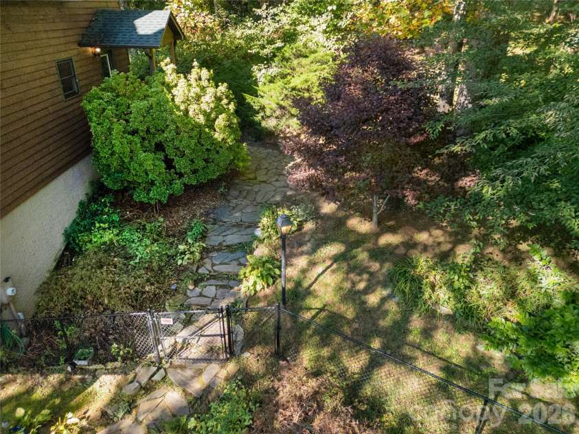 373 Lynn Crest Drive, Brevard, NC 28712.  MLS# CAR4432927, YatesRealty ID 56102. 