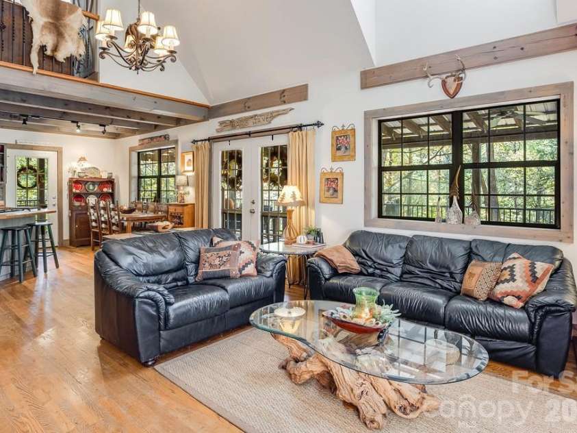 111 Elkhound Road, Waynesville, NC 28785.  MLS# CAR4433122, YatesRealty ID 56104. 
