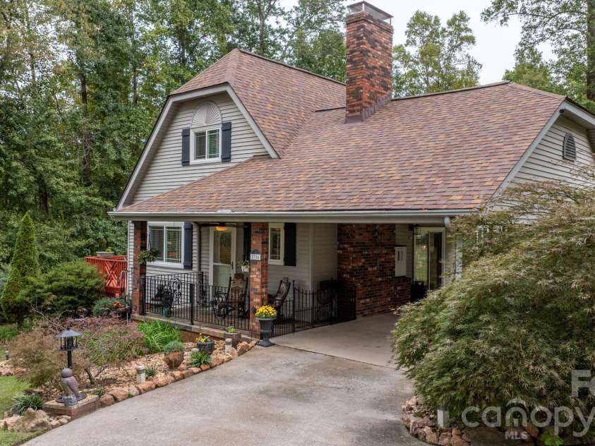 2786 Byrd Road, Morganton, NC 28655.  MLS# CAR4433345, YatesRealty ID 56105. 