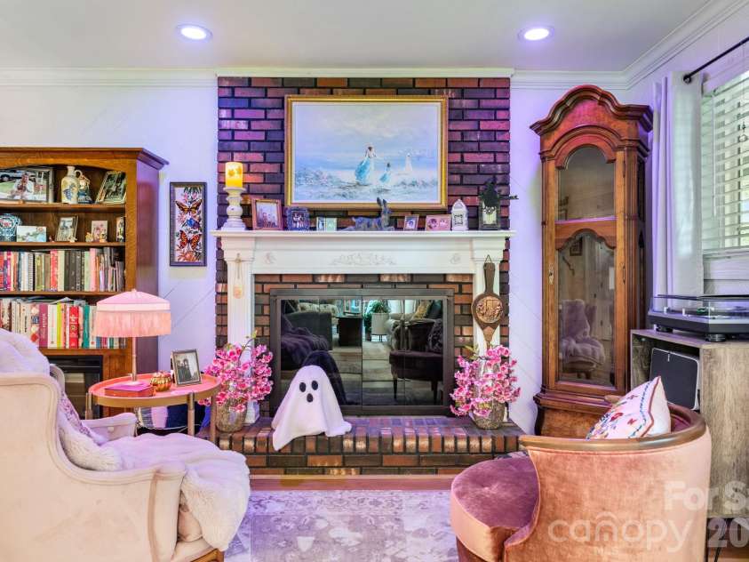 2786 Byrd Road, Morganton, NC 28655.  MLS# CAR4433345, YatesRealty ID 56105. 