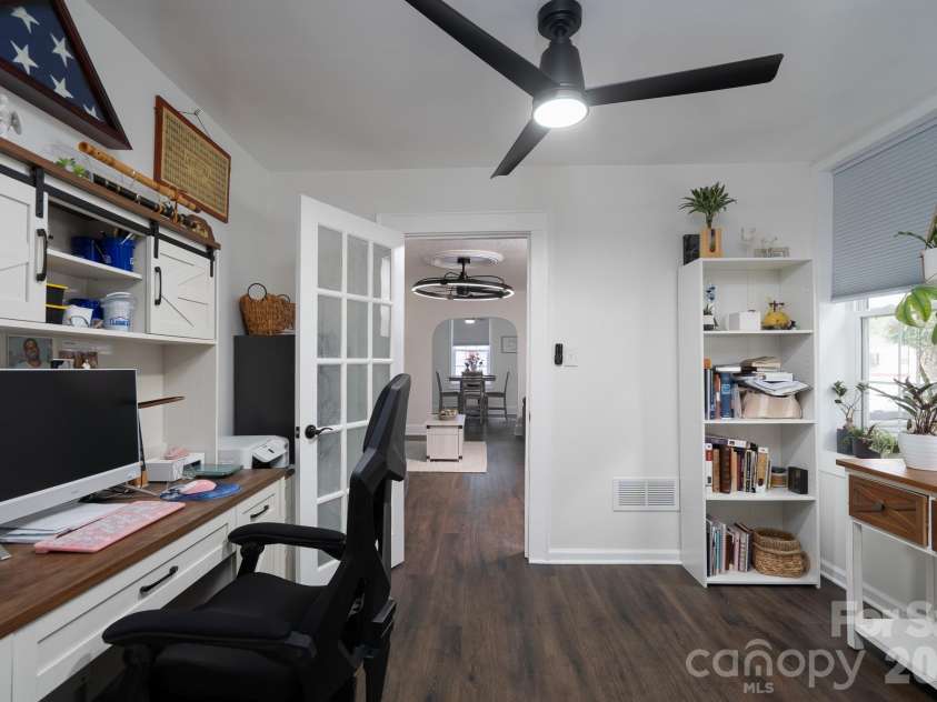 2603 Pennsylvania Street, Kannapolis, NC 28083.  MLS# CAR4433492, YatesRealty ID 56107. 