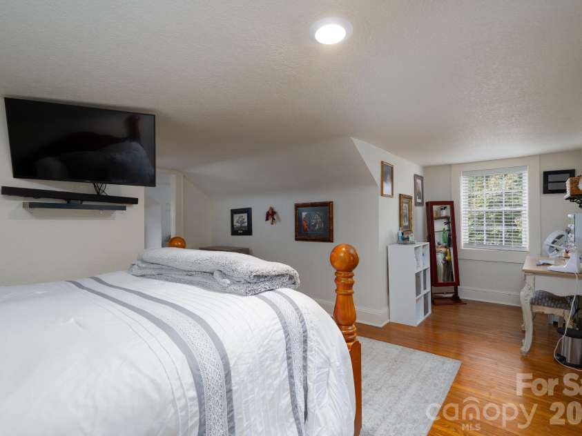 2603 Pennsylvania Street, Kannapolis, NC 28083.  MLS# CAR4433492, YatesRealty ID 56107. 