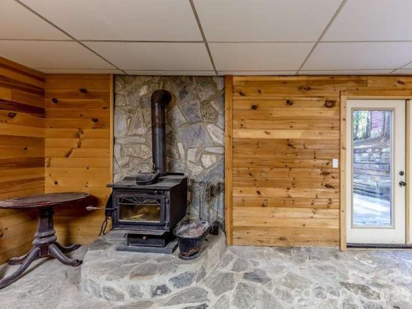 1454 Ohennesy Lane, Lenoir, NC 28645.  MLS# CAR4431754, YatesRealty ID 56108. 