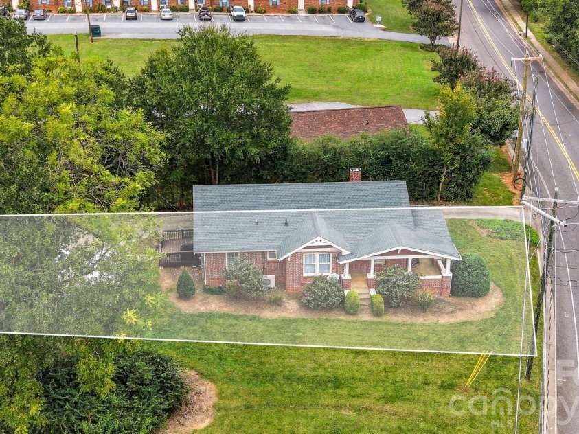 1339 5th Street, Hickory, NC 28601.  MLS# CAR4433556, YatesRealty ID 56109. Approximate property lines .63 acres