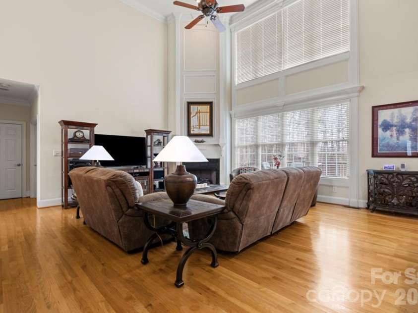 1221 Silver Arrow Court, Fort Mill, SC 29715.  MLS# CAR4348866, YatesRealty ID 5611. Great Room