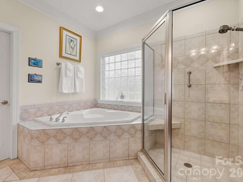 1221 Silver Arrow Court, Fort Mill, SC 29715.  MLS# CAR4348866, YatesRealty ID 5611. Primary Bathroom