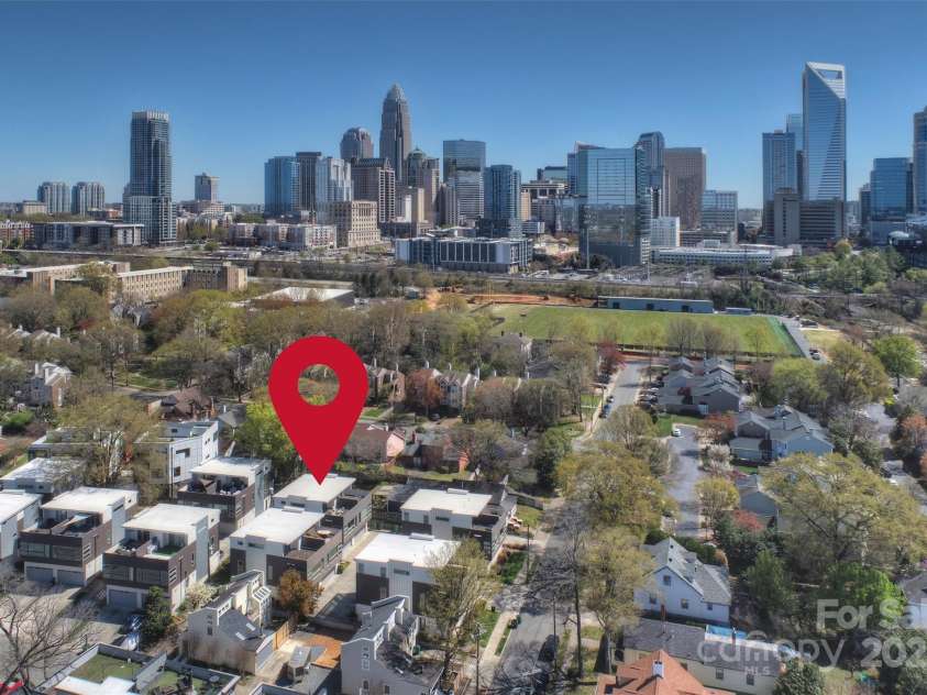 914 Greenleaf Avenue, Charlotte, NC 28202.  MLS# CAR4234576, YatesRealty ID 5611. 