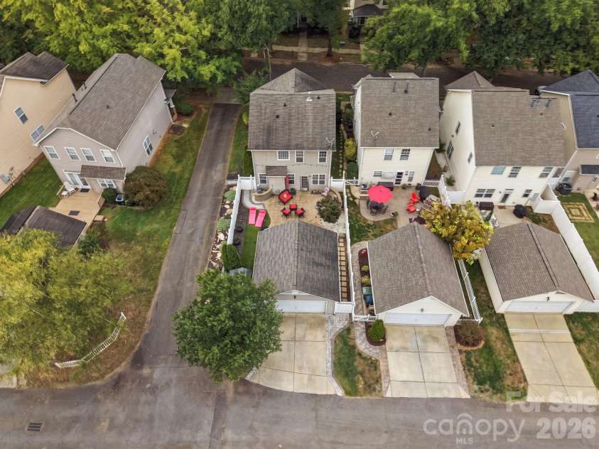 10048 Switchyard Drive, Cornelius, NC 28031.  MLS# CAR4433430, YatesRealty ID 56110. 