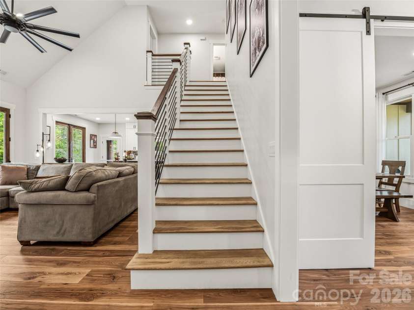 158 Trellem Trail, Hendersonville, NC 28739.  MLS# CAR4383297, YatesRealty ID 56112. 