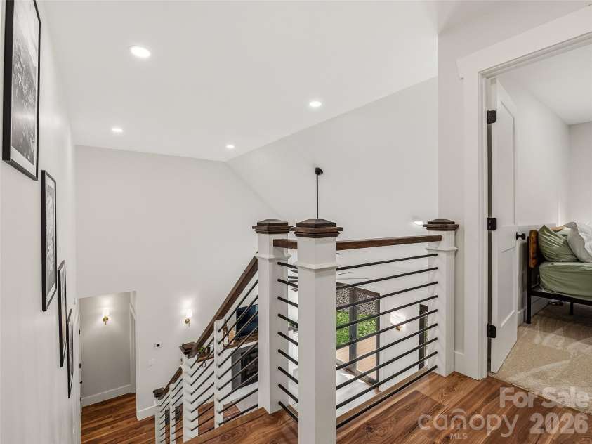 158 Trellem Trail, Hendersonville, NC 28739.  MLS# CAR4383297, YatesRealty ID 56112. 