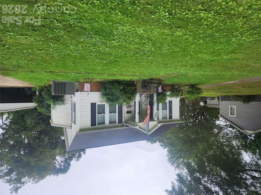 1327 21st Street Street, Hickory, NC 28601.  MLS# CAR4431395, YatesRealty ID 56114. Welcome Home!