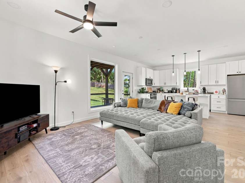 115 & 117 Union Chapel Road, Weaverville, NC 28787.  MLS# CAR4432593, YatesRealty ID 56118. 