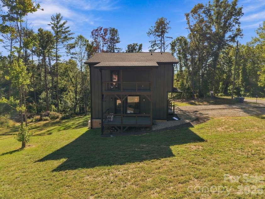 115 & 117 Union Chapel Road, Weaverville, NC 28787.  MLS# CAR4432593, YatesRealty ID 56118. 